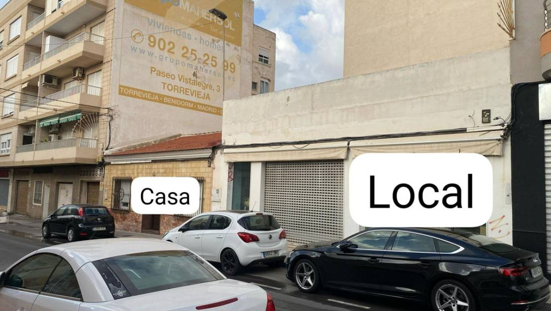 Venta - Commercial property - Torrevieja - Torrevieja Centro