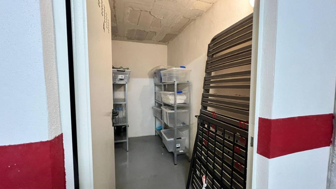 Venta - Commercial property - Torrevieja - Torrevieja Centro