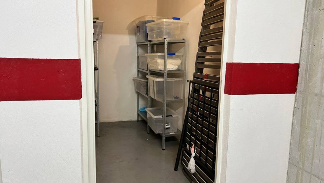 Venta - Commercial property - Torrevieja - Torrevieja Centro