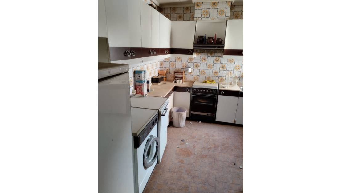 Venta - Commercial property - Torrevieja - Torrevieja Centro