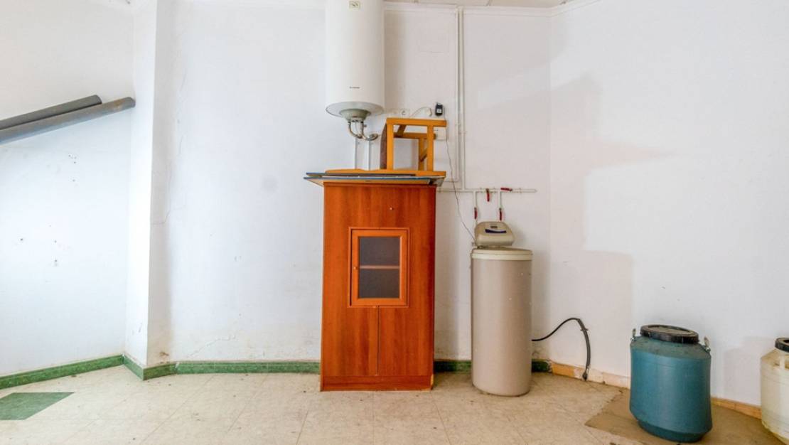 Venta - Commercial property - Torrevieja - Torrevieja Centro