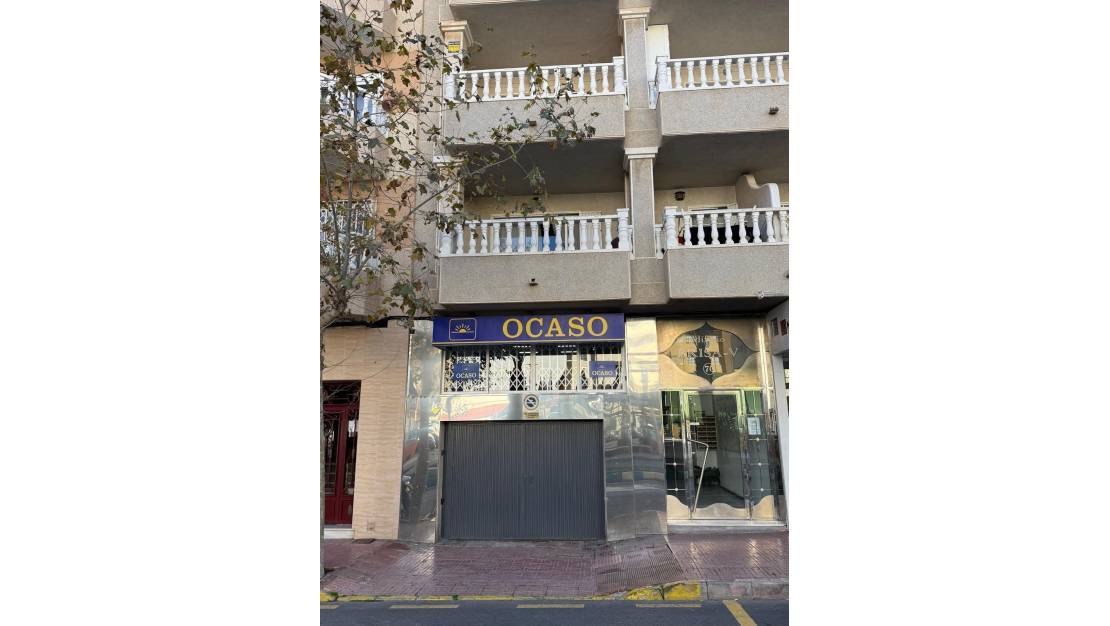 Venta - Commercial property - Torrevieja - Torrevieja Centro