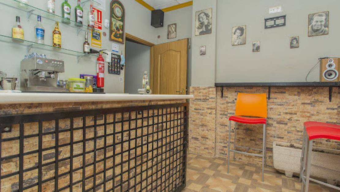 Venta - Commercial property - Torrevieja - Torrevieja Centro