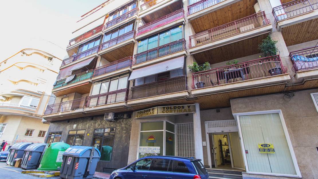 Venta - Commercial property - Torrevieja - Torrevieja Centro