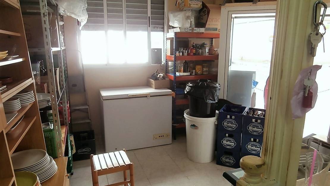 Venta - Commercial property - Torrevieja - Torrevieja Centro