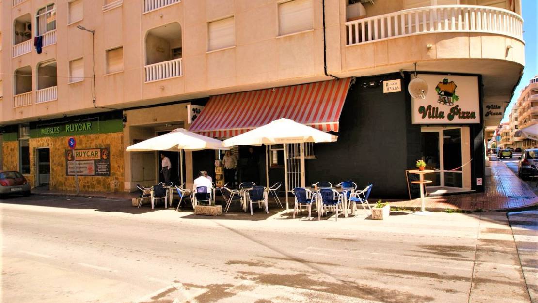 Venta - Commercial property - Torrevieja - Torrevieja Centro