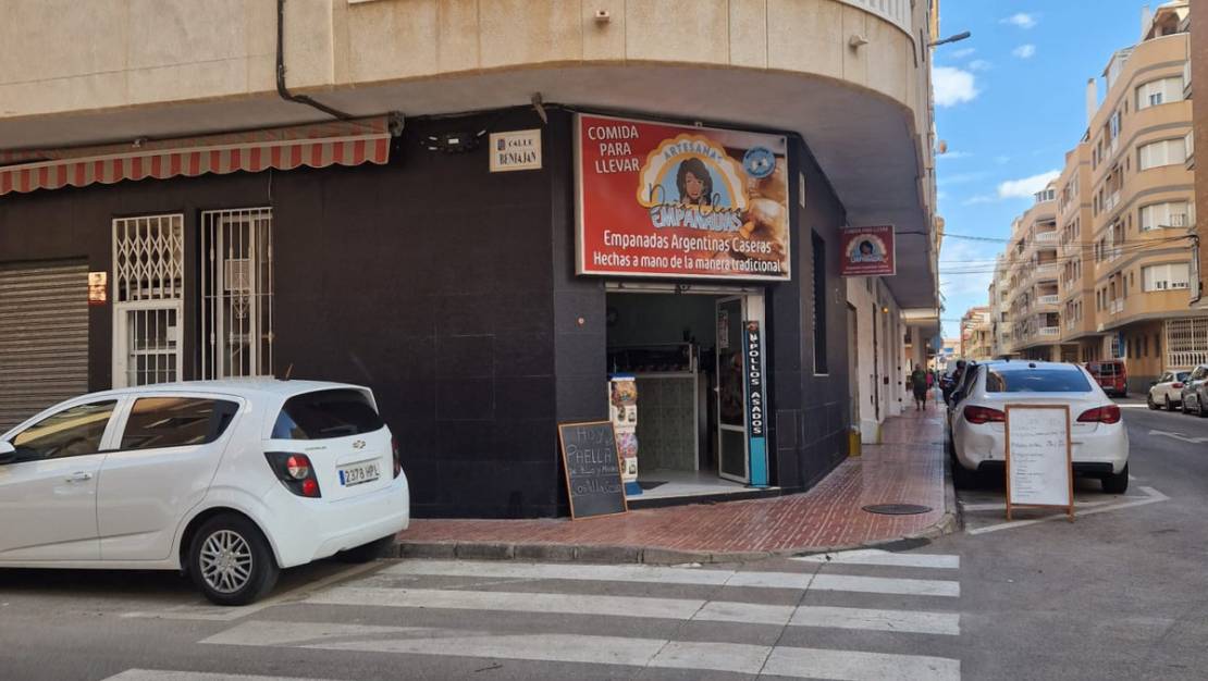 Venta - Commercial property - Torrevieja - Torrevieja Centro