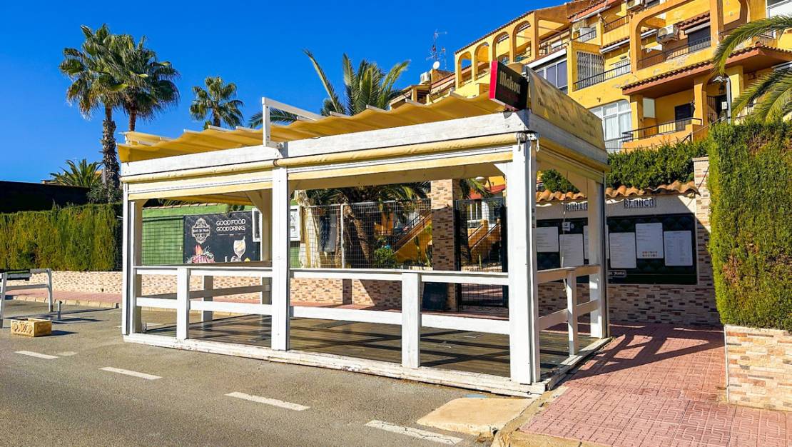 Venta - Commercial property - Torrevieja - Torrevieja Centro