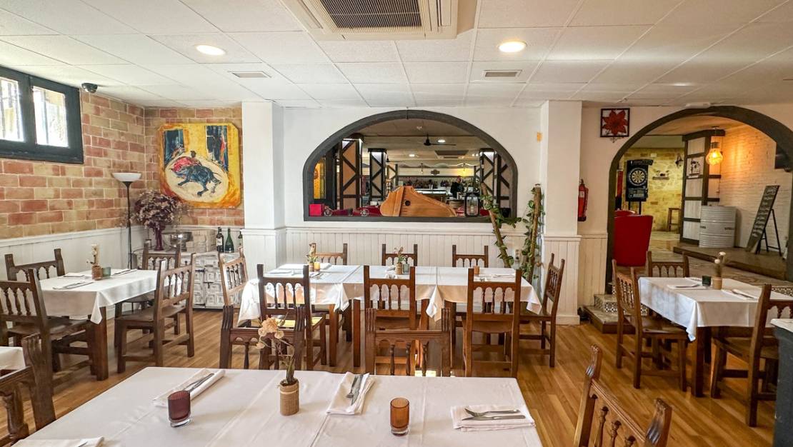 Venta - Commercial property - Torrevieja - Torrevieja Centro