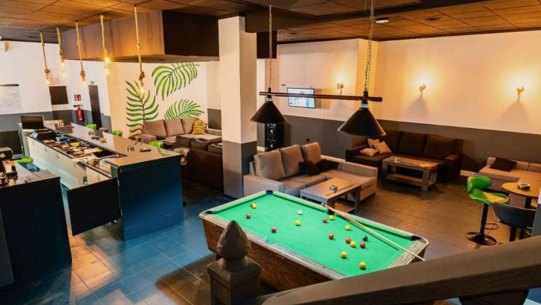 Venta - Commercial property - Torrevieja - Torrevieja Centro