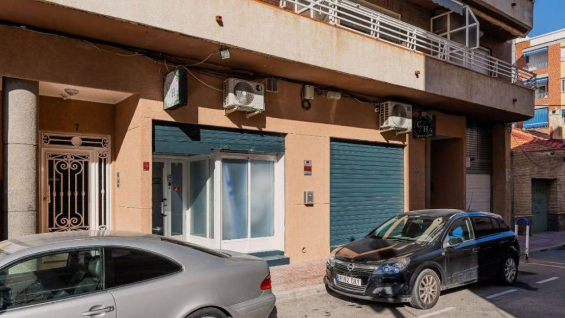 Venta - Commercial property - Torrevieja - Torrevieja Centro