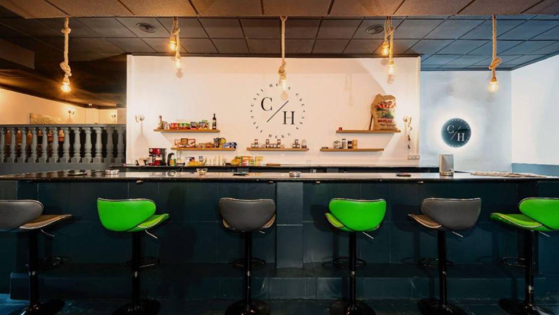 Venta - Commercial property - Torrevieja - Torrevieja Centro