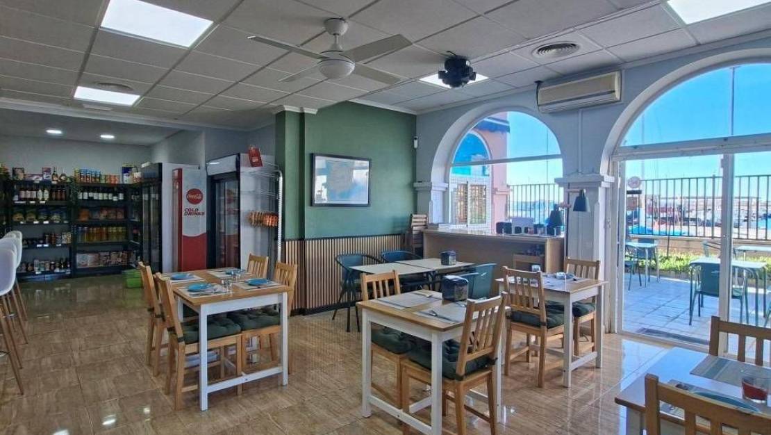Venta - Commercial property - Torrevieja - Torrevieja Centro