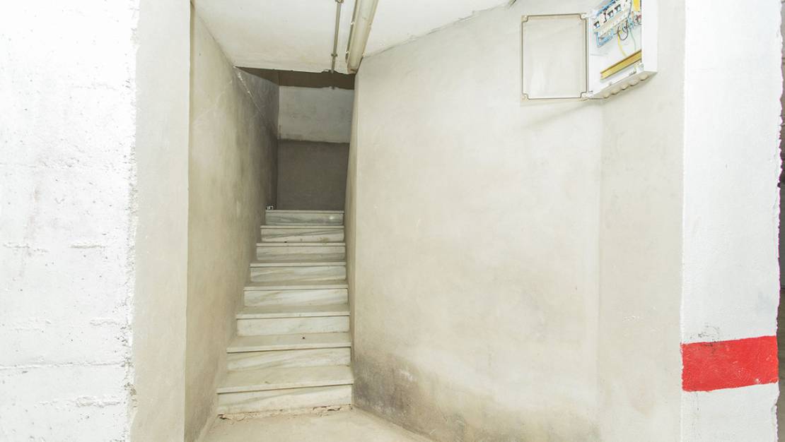 Venta - Commercial property - Torrevieja - Torrevieja Centro