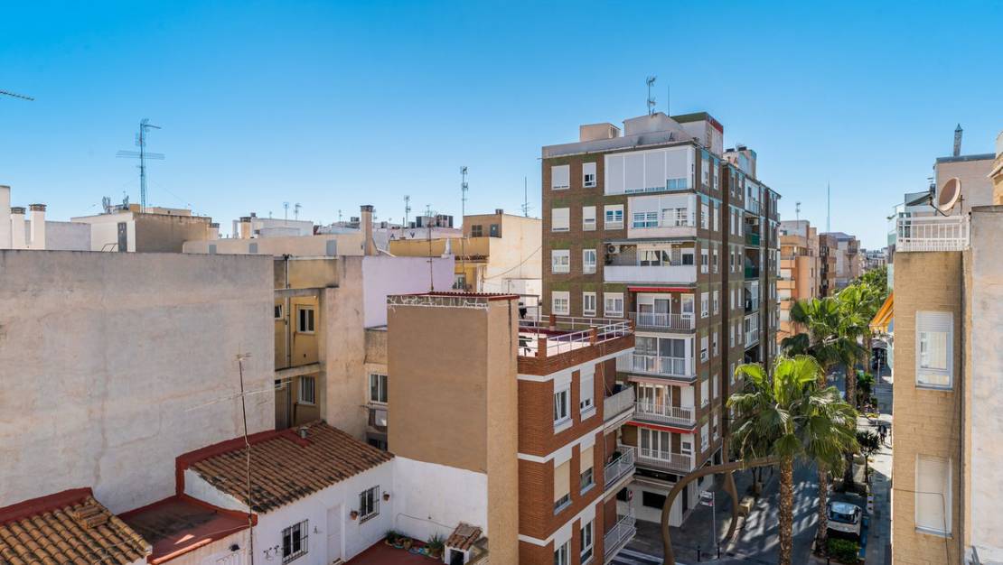 Venta - Commercial property - Torrevieja - Torrevieja Centro