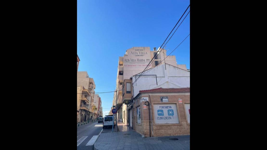 Venta - Commercial property - Torrevieja - Torrevieja Centro