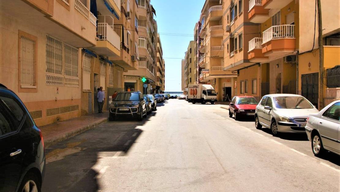 Venta - Commercial property - Torrevieja - Torrevieja Centro
