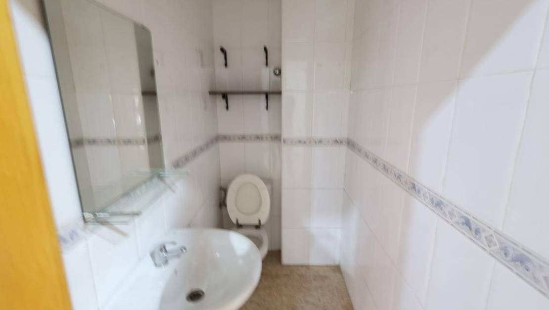 Venta - Commercial property - Torrevieja - Torrevieja Centro