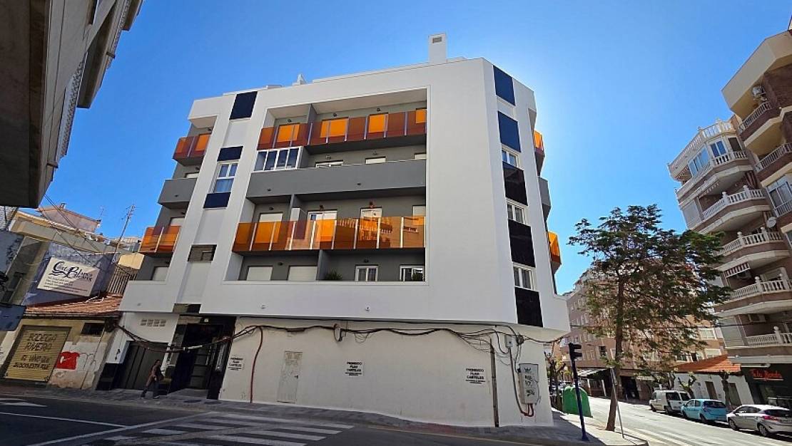 Venta - Commercial property - Torrevieja - Torrevieja Centro