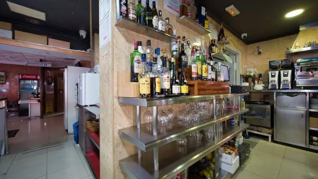 Venta - Commercial property - Torrevieja - Torrevieja Centro