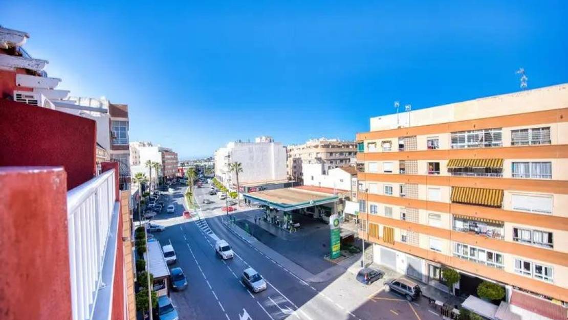 Venta - Commercial property - Torrevieja - Torrevieja Centro
