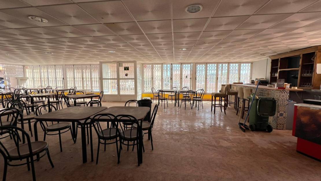 Venta - Commercial Unit - Torrevieja - Cabo cervera