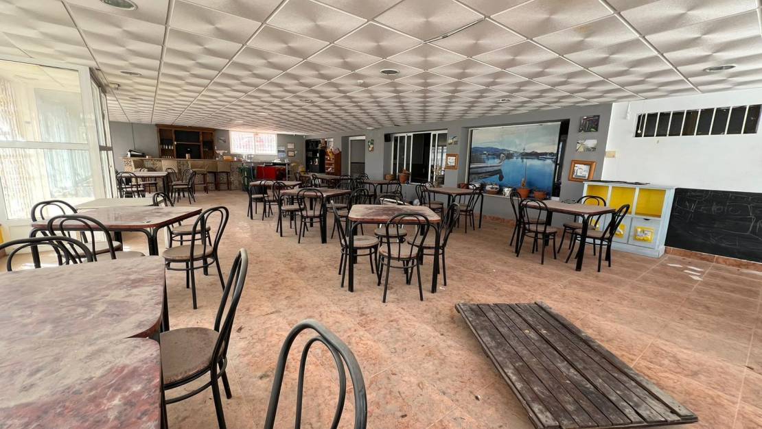 Venta - Commercial Unit - Torrevieja - Cabo cervera