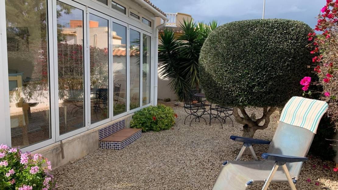 Venta - Detached House / Villa - Guardamar del Segura - Guardamar - El Raso