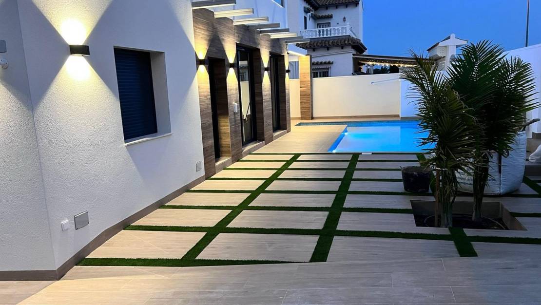 Venta - Detached Villa - Orihuela