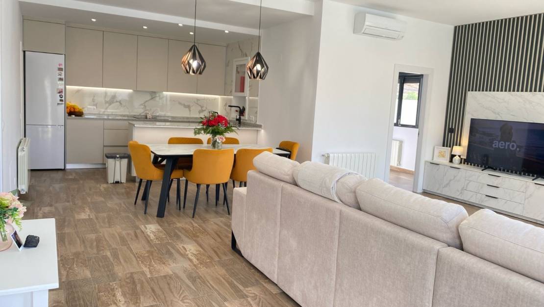 Venta - Detached Villa - Orihuela