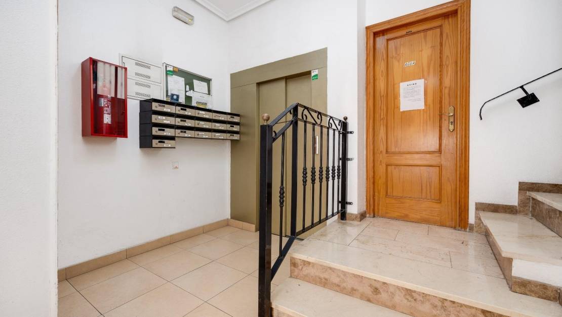 Venta - Flat - Torrevieja - Estacion de autobuses