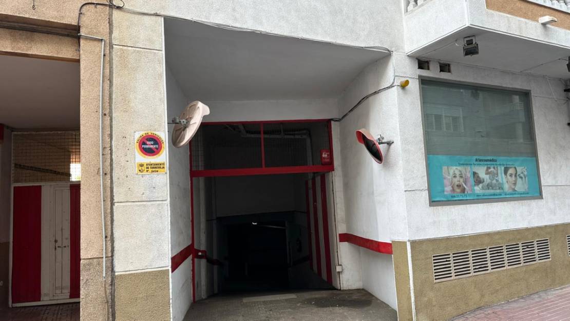 Venta - Garaje - Torrevieja - El Acequión - Los Náufragos