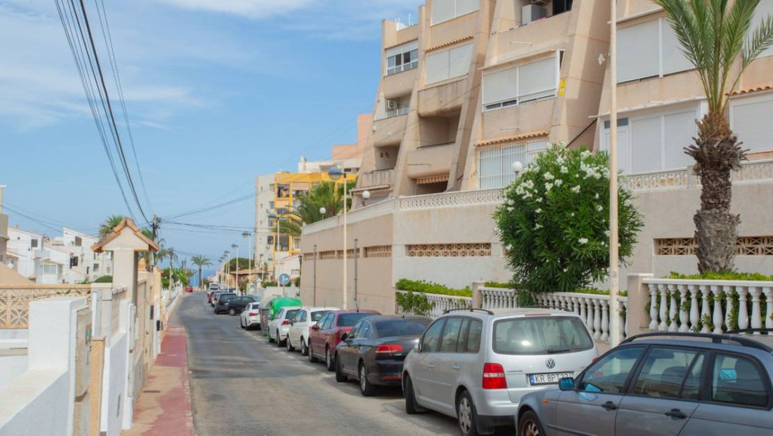 Venta - Garaje - Torrevieja - Torre la mata