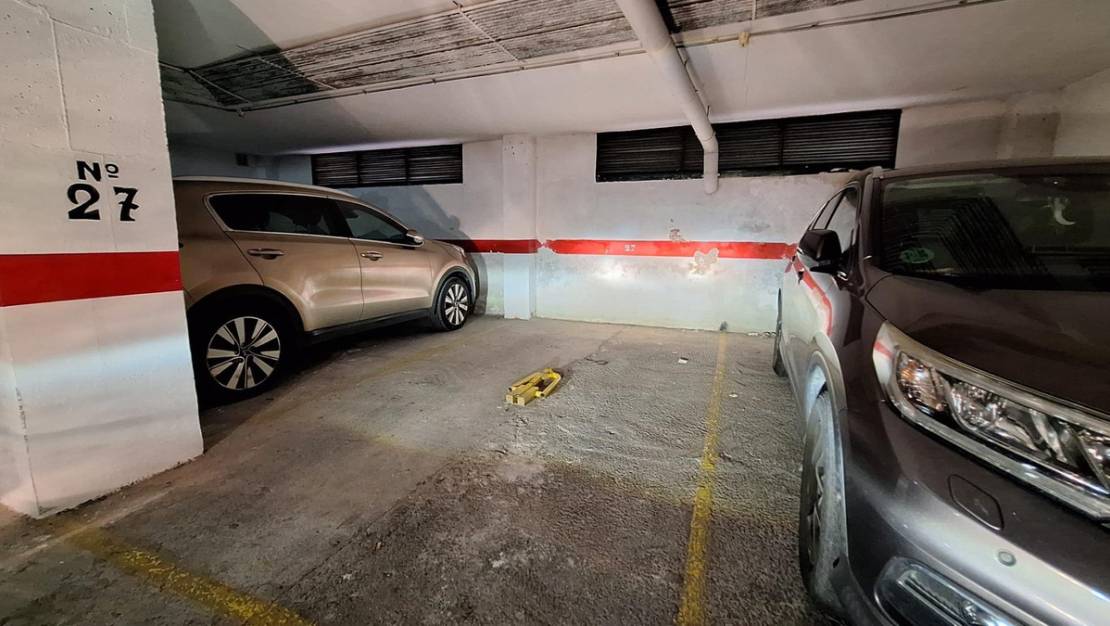 Venta - Garaje - Torrevieja - Torrevieja Centro