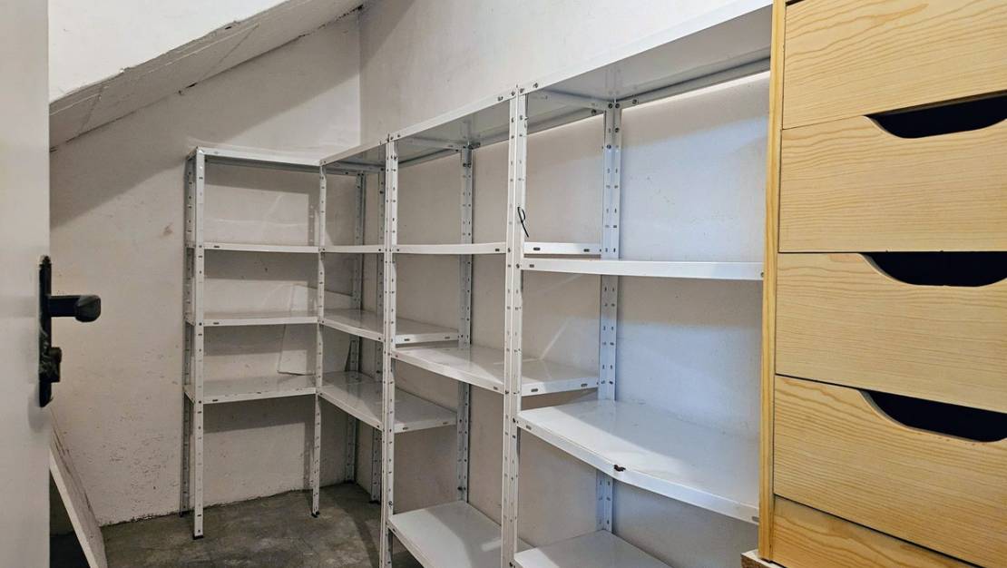 Venta - Garaje - Torrevieja - Torrevieja Centro