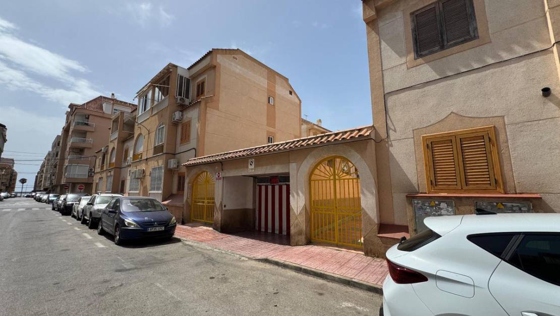 Venta - Garaje - Torrevieja - Torrevieja Centro