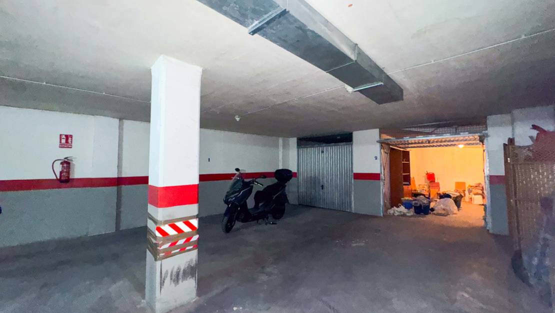 Venta - Garaje - Torrevieja - Torrevieja Centro