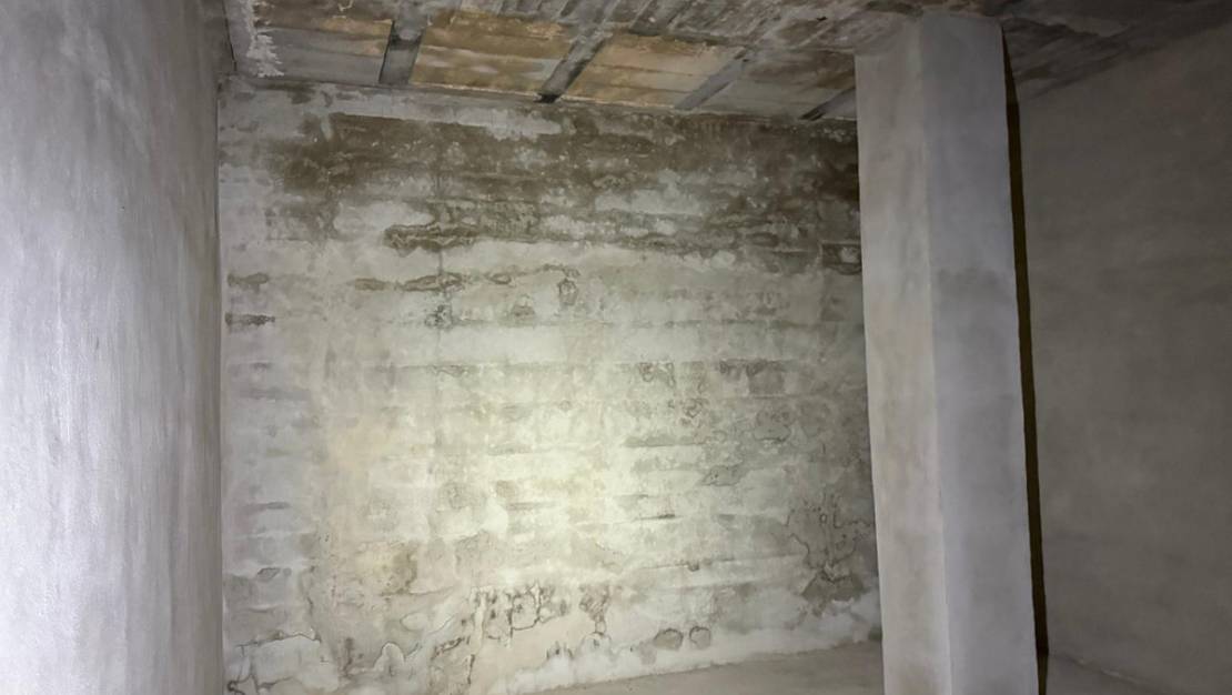 Venta - Garaje - Torrevieja - Torrevieja Centro