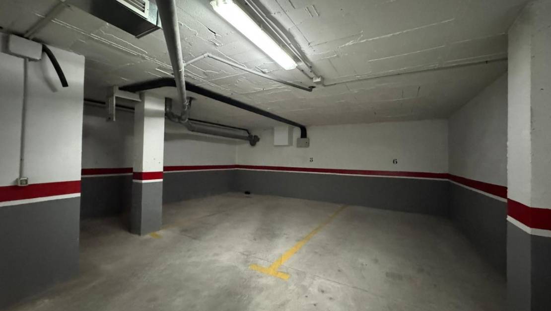 Venta - Garaje - Torrevieja - Torrevieja Centro