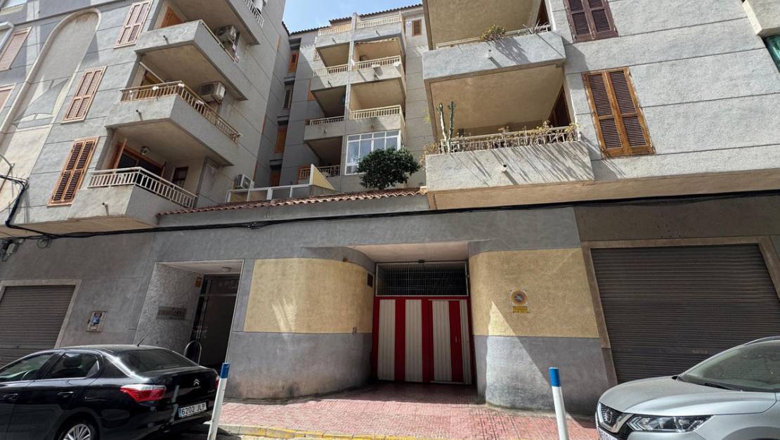 Venta - Garaje - Torrevieja - Torrevieja Centro