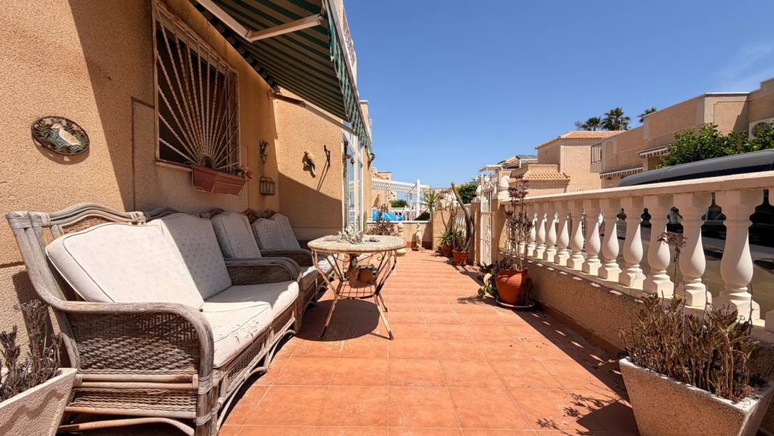 Venta - Ground Floor Bungalow - Torrevieja - El limonar