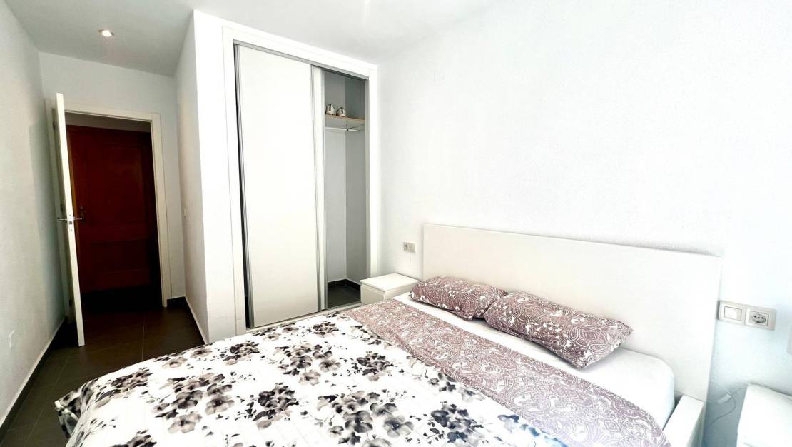 Venta - Ground Floor - Torrevieja - Cabo cervera
