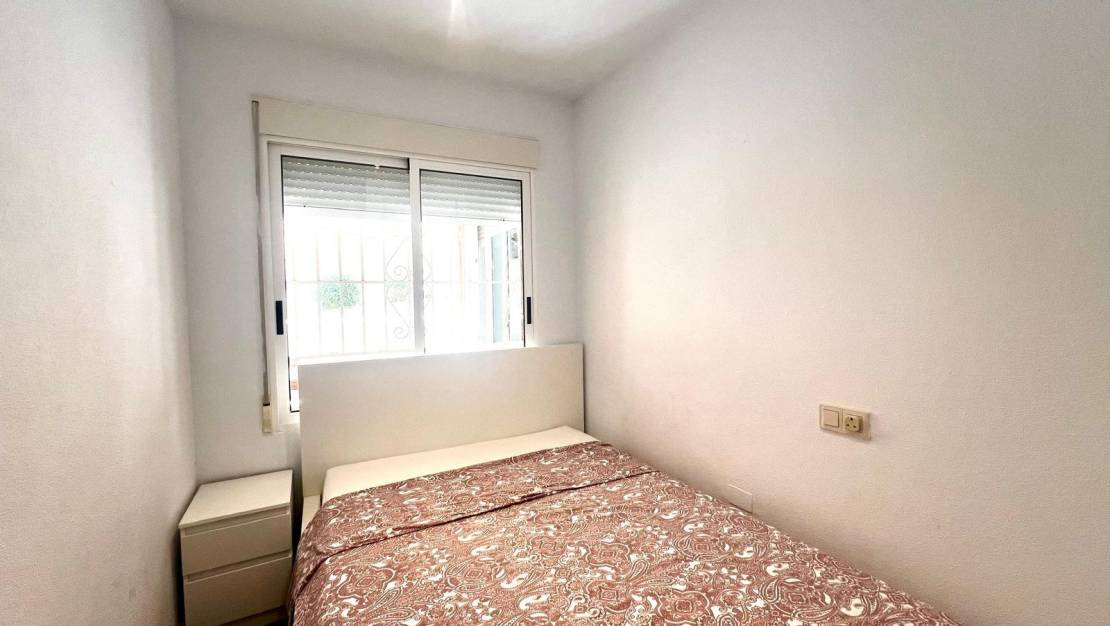 Venta - Ground Floor - Torrevieja - Cabo cervera