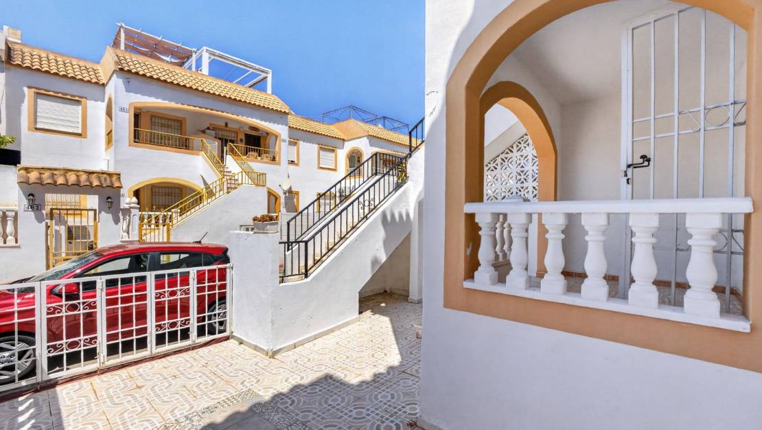 Venta - Ground Floor - Torrevieja - El limonar