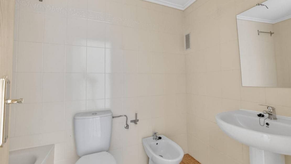 Venta - Ground Floor - Torrevieja - El limonar