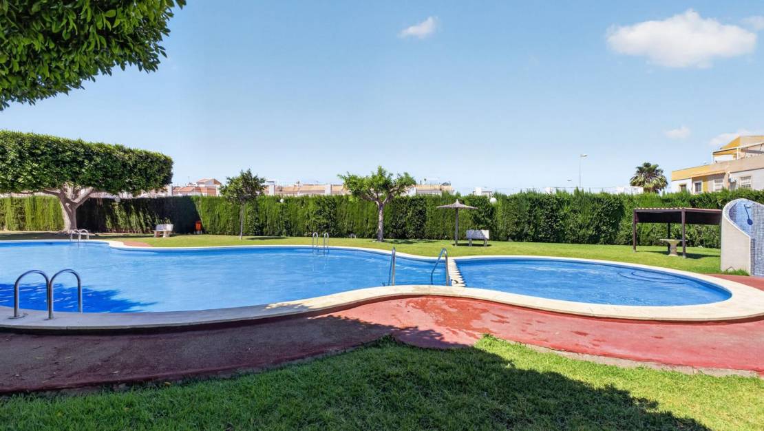 Venta - Ground Floor - Torrevieja - El limonar