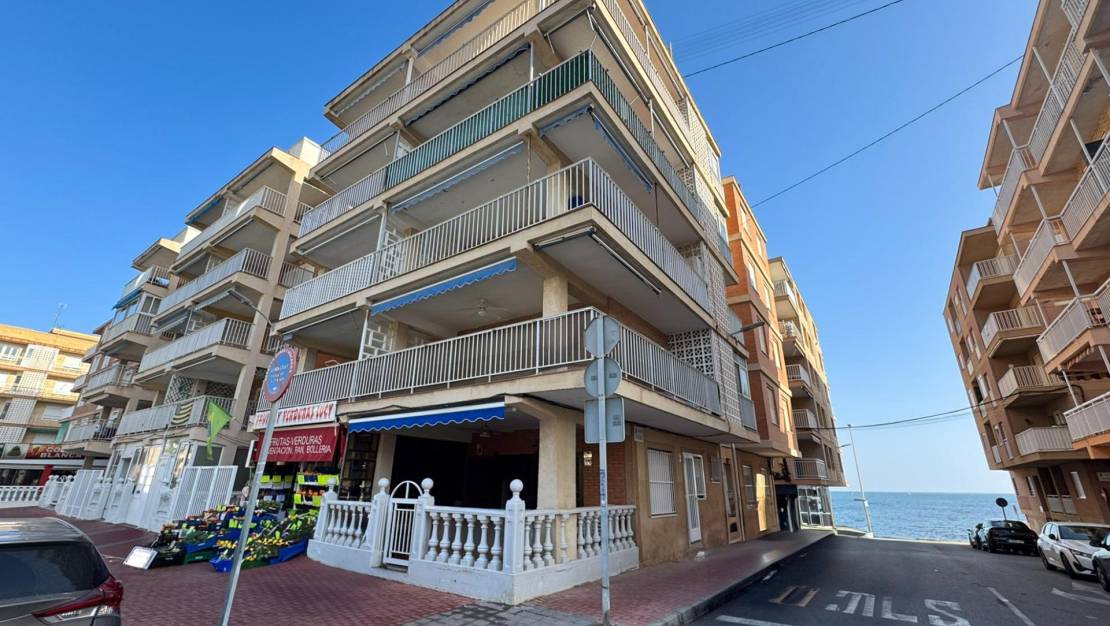 Venta - Ground Floor - Torrevieja - Playa de los Naufragos