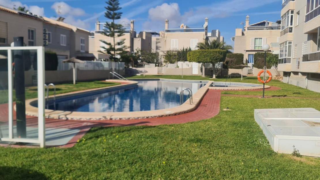 Venta - House - Torrevieja - Aguas Nuevas