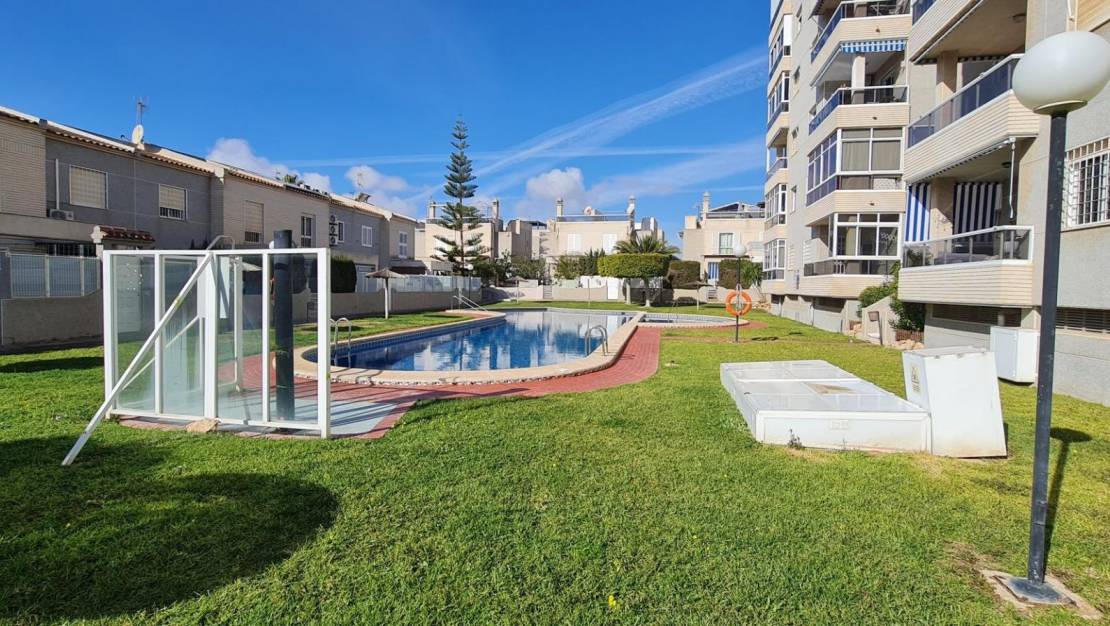 Venta - House - Torrevieja - Aguas Nuevas