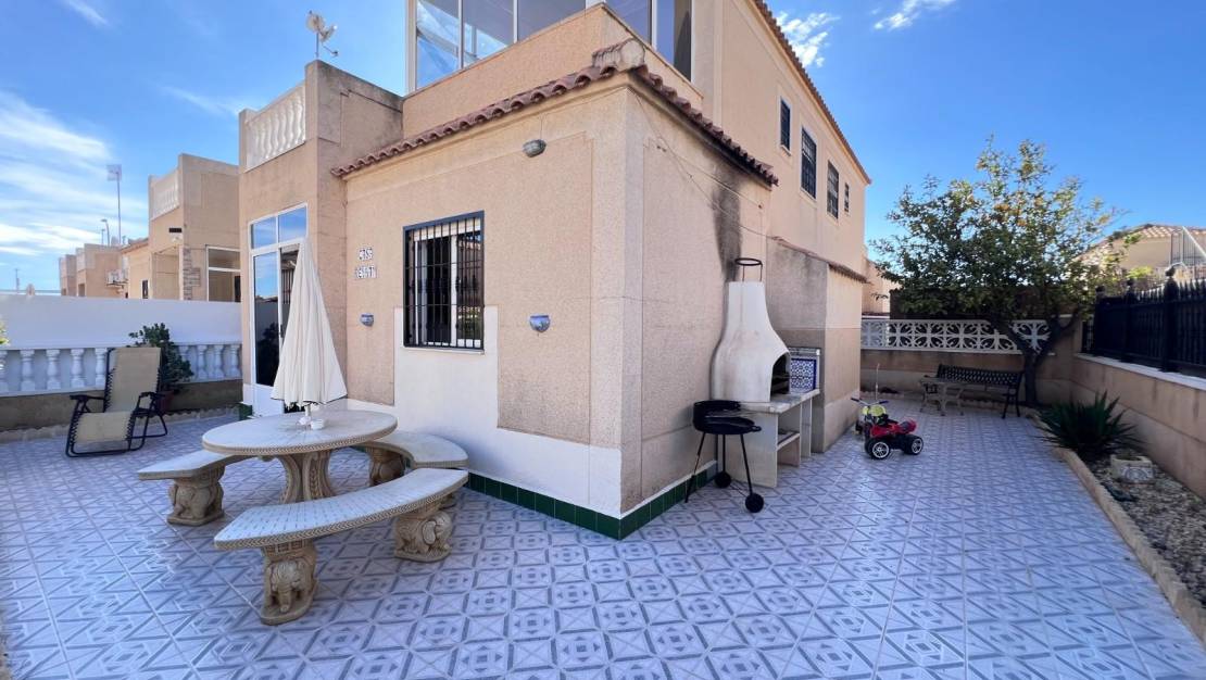 Venta - House - Torrevieja - Centro